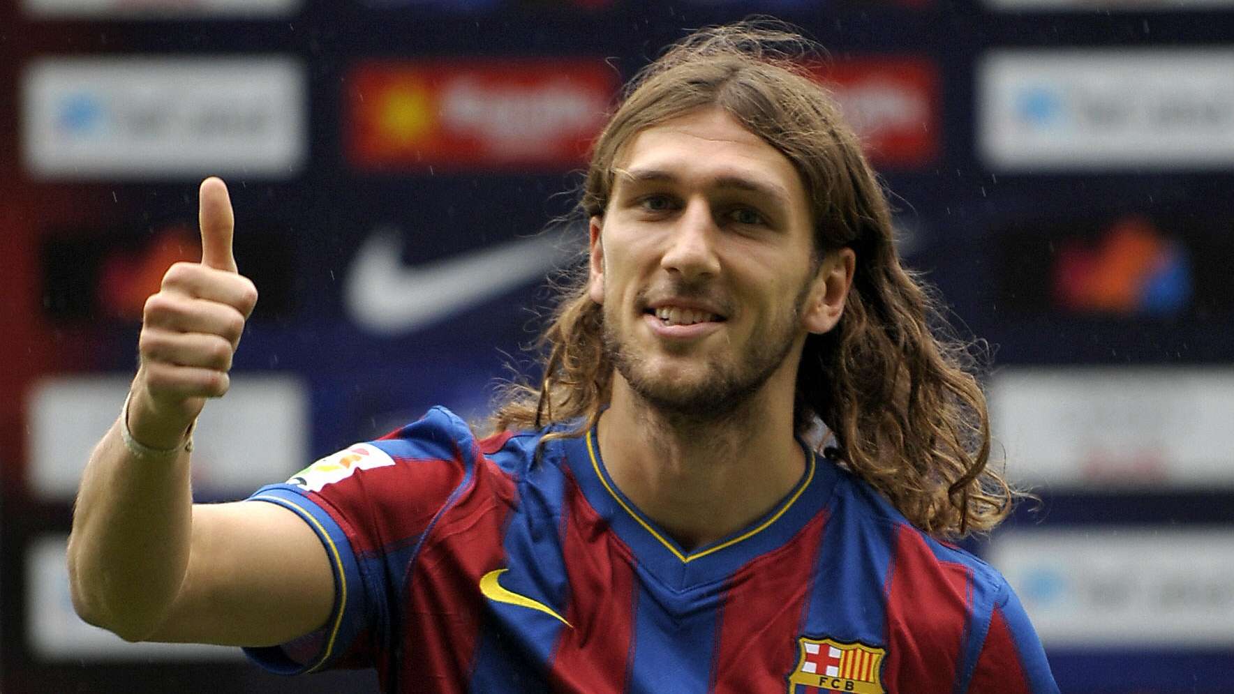 还凸显了青 还凸显了青